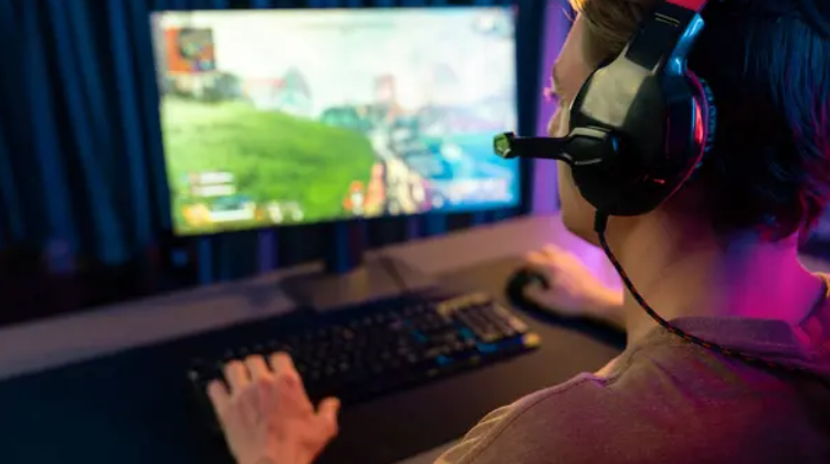 Why Online Gaming Has Become A Mainstream Hobby